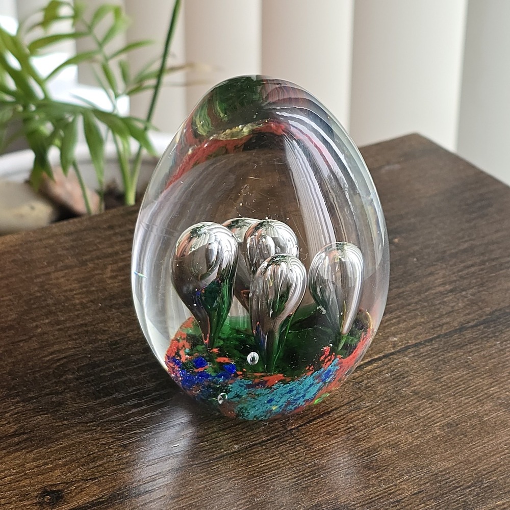 Vintage Art Glass Paperweight Egg Shape Controlled Bubble Studio Glass 3"